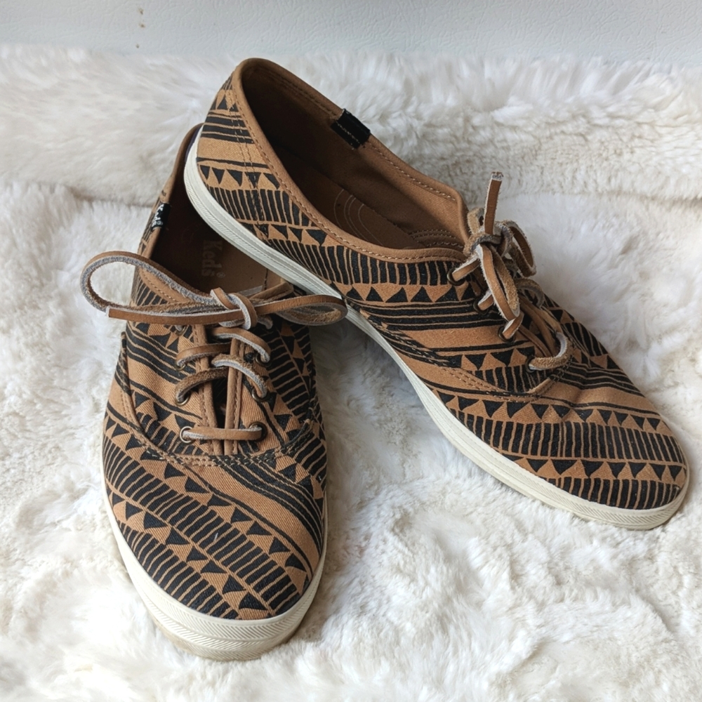 Keds Black and Tan Shoe